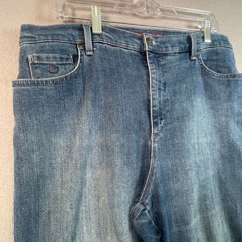 Gloria Vanderbilt Jeans Women 14 Blue Amanda Straight Leg High Rise Embroidered